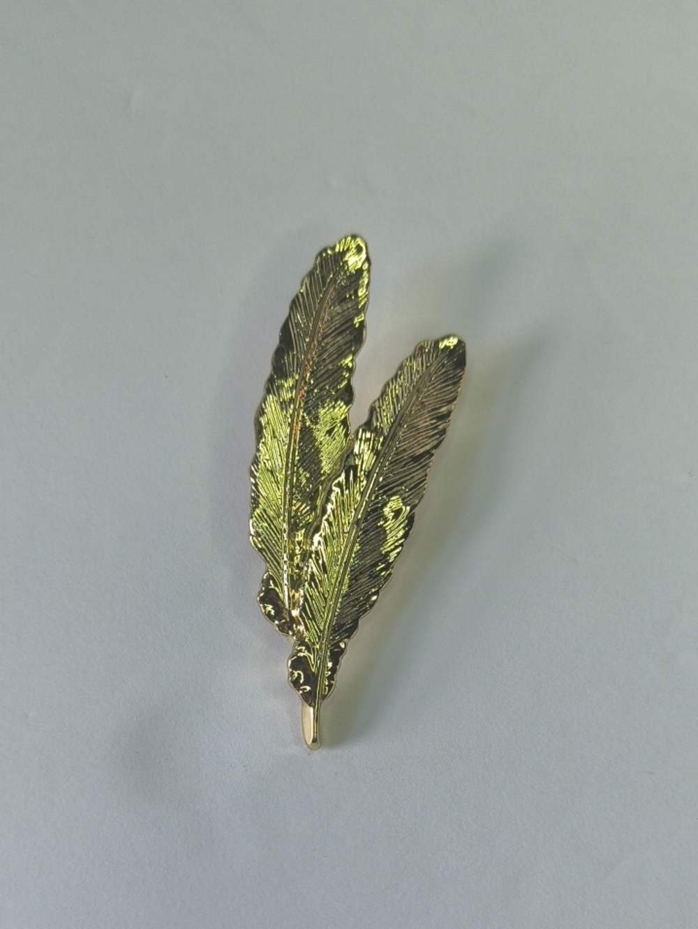 Gerrys Gold Tone Feather Pin Brooch